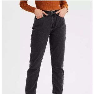 NWT American Eagle Curvy Mom Jean